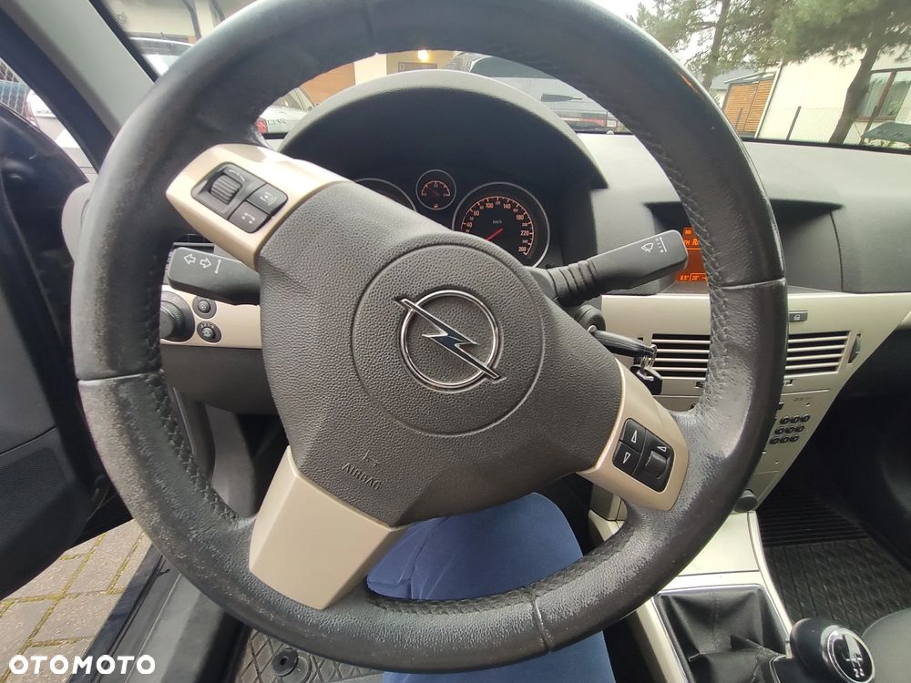 Opel Astra - 12