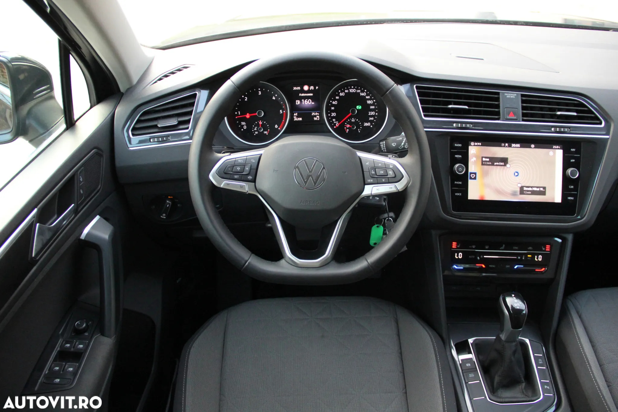 Volkswagen Tiguan 2.0 TDI DSG Elegance - 11