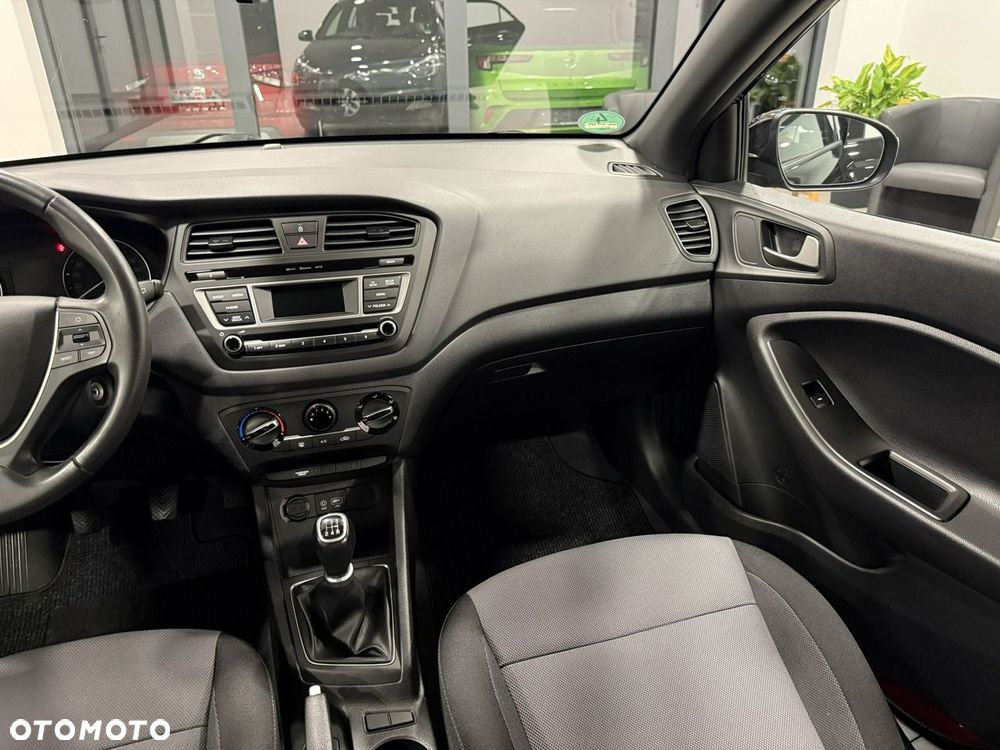 Hyundai i20 1.2 Elegant - 19
