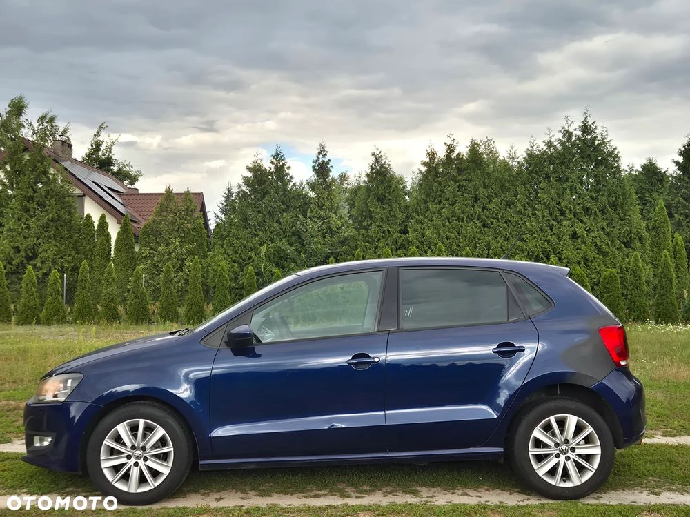 Volkswagen Polo - 2