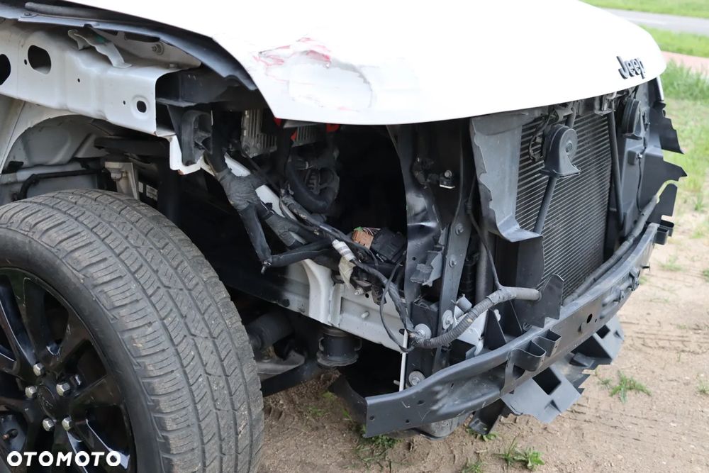 Jeep Grand Cherokee 3.6 V6 Overland - 21