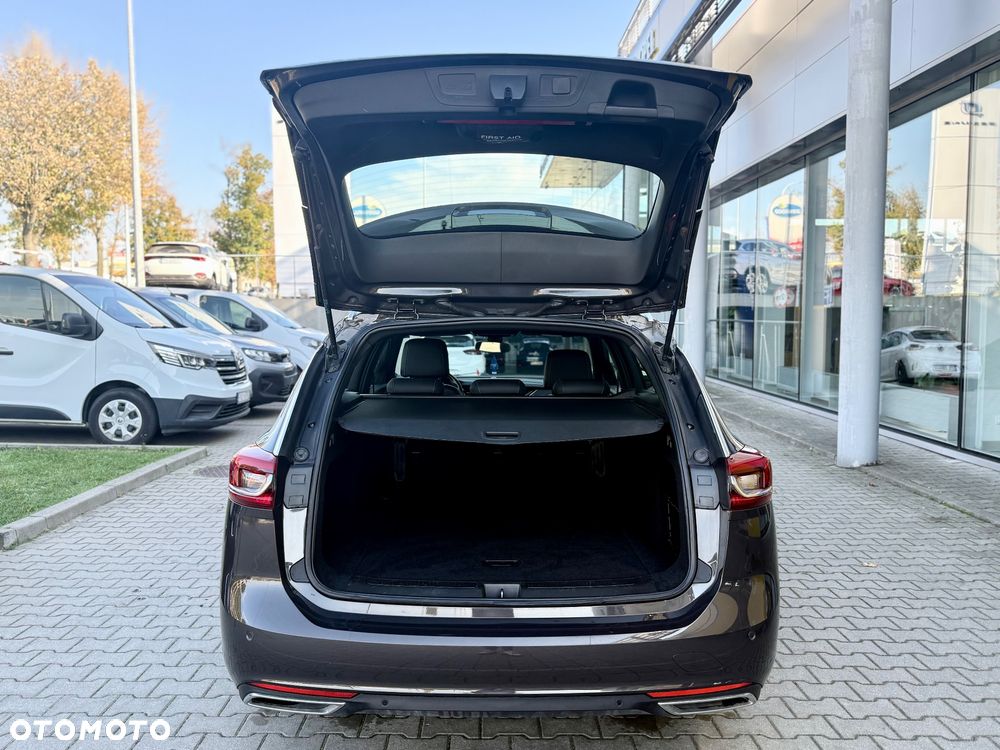 Opel Insignia - 13