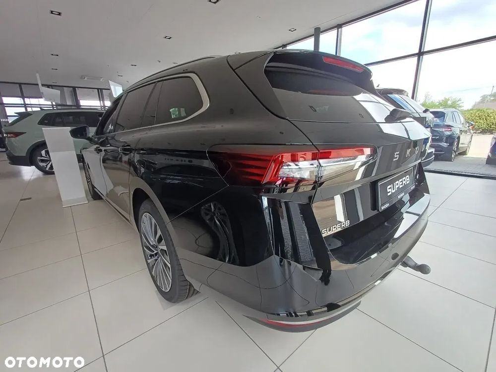 Skoda Superb 2.0 TDI SCR 4x4 L&K DSG - 8