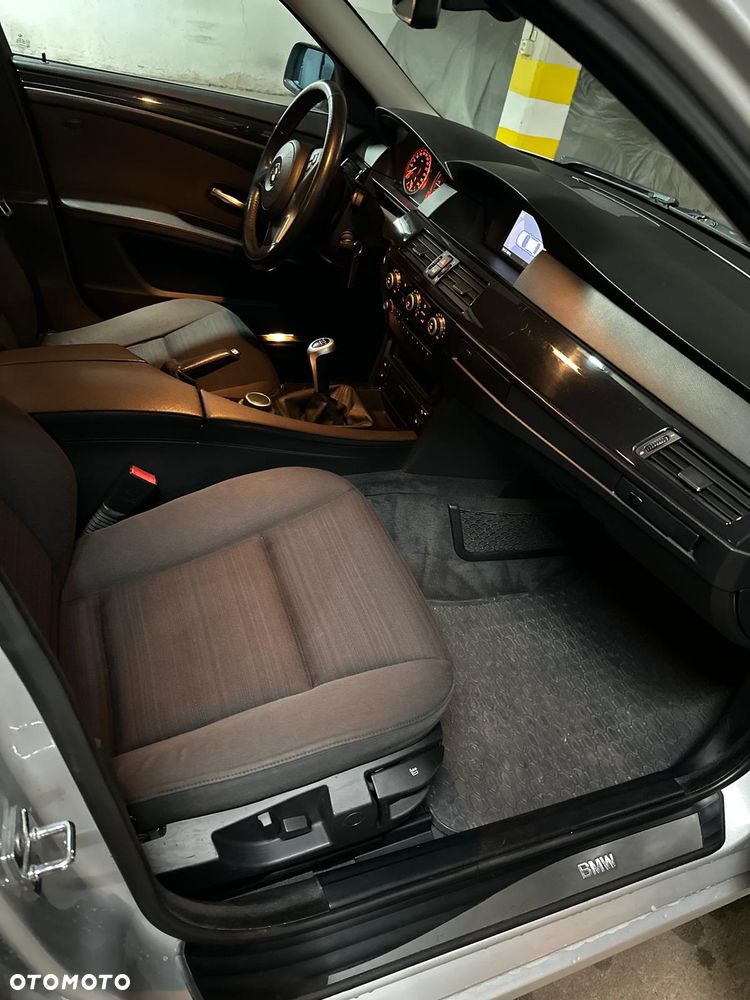 BMW Seria 5 - 13