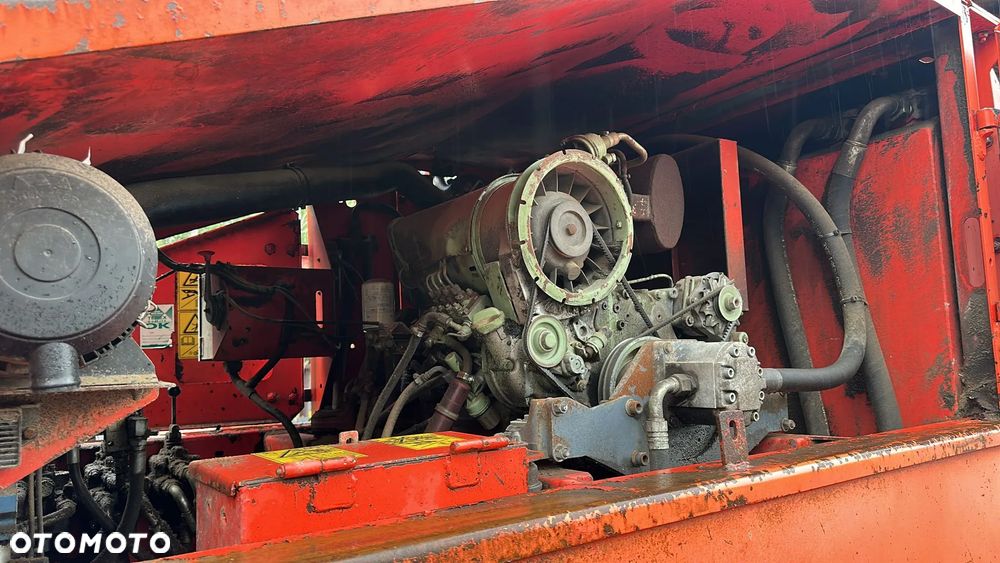 Finlay 595      ( POWERSCREEN, PRONAR , Doppstadt , Extec, McCloskey, Sandvik, Metso, CAT, Kleemann, Volvo, Deutz ) - 3