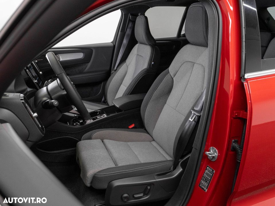 VOLVO XC40 2023 — imagine 20