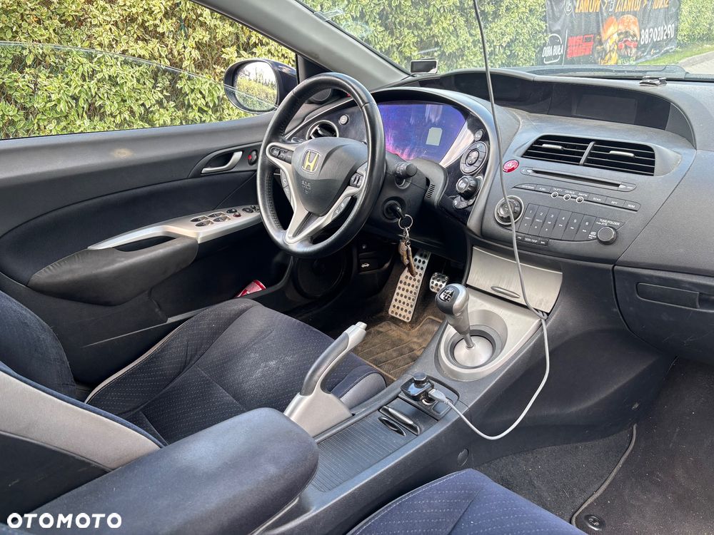 Honda Civic 1.8 Executive - 15