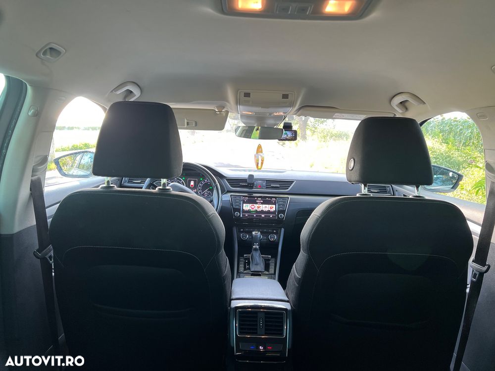 Skoda Superb 2.0 TDI DSG Style - 19