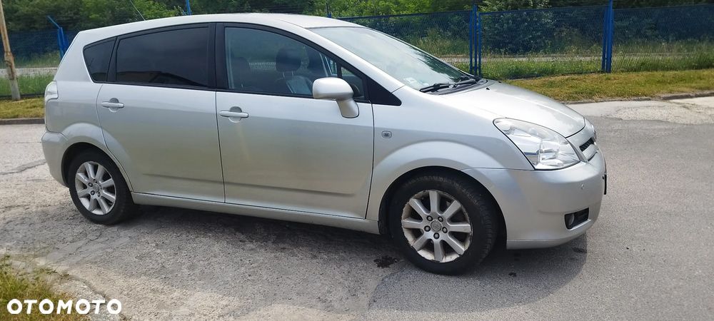 Toyota Corolla Verso 2007 photo 4