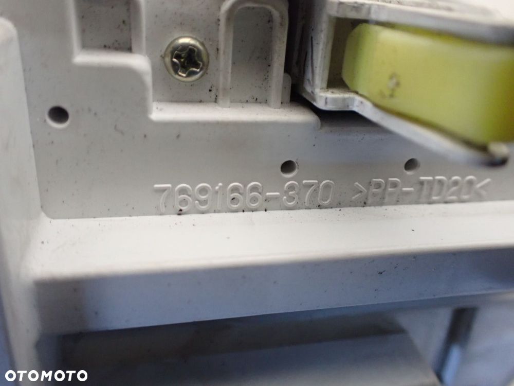 LICZNIK TOYOTA URBAN CRUISER - 83800-52K70-2 - 6
