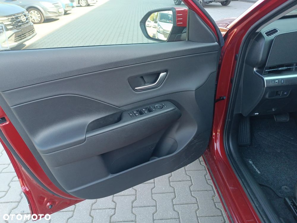 Hyundai Kona Electric 65kWh Executive - 10