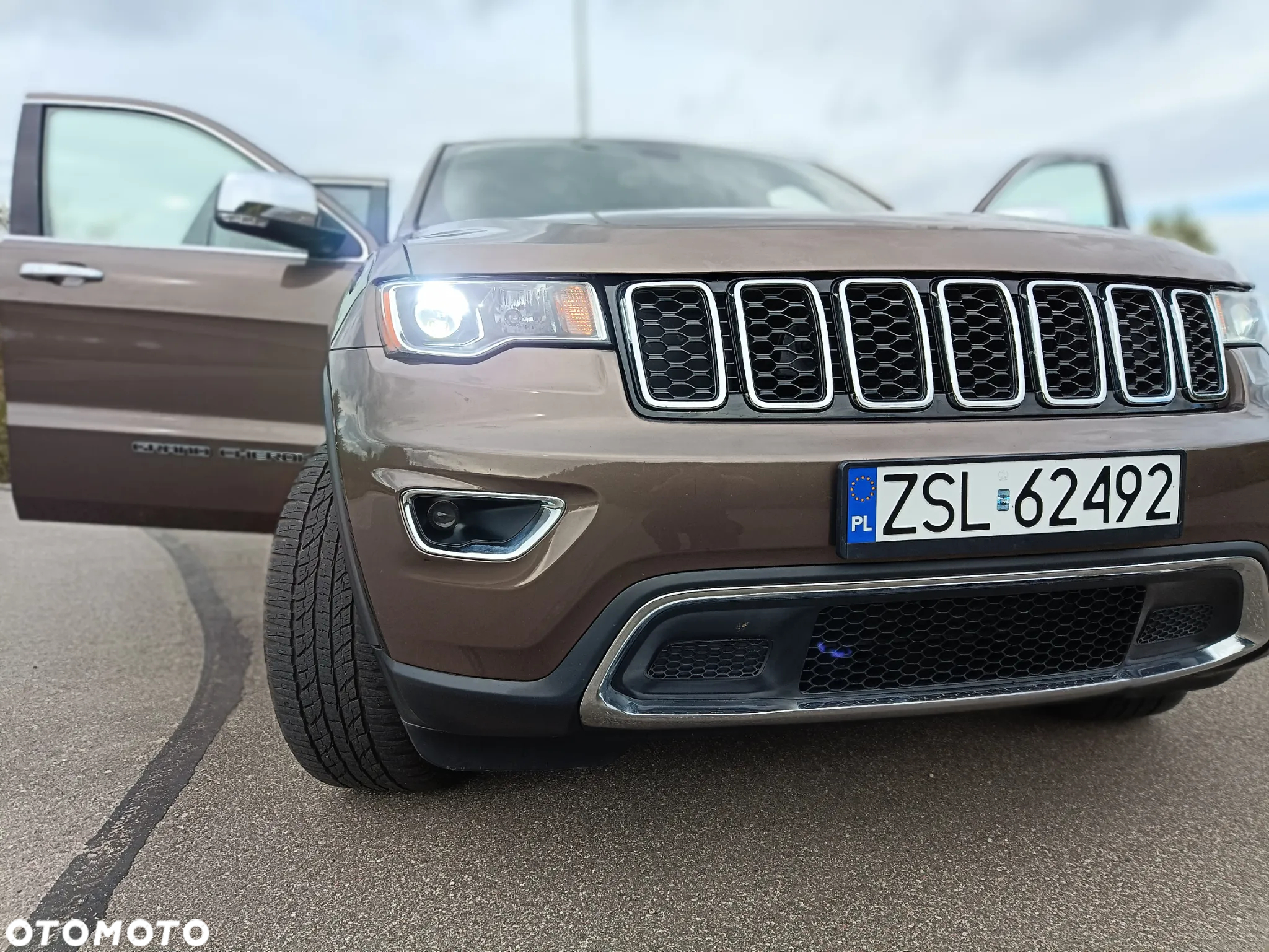 Jeep Grand Cherokee - 26