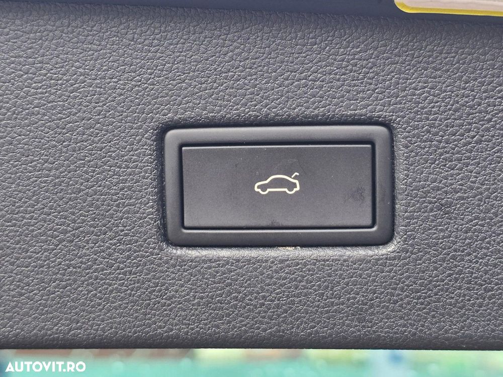 Volkswagen Tiguan - 22