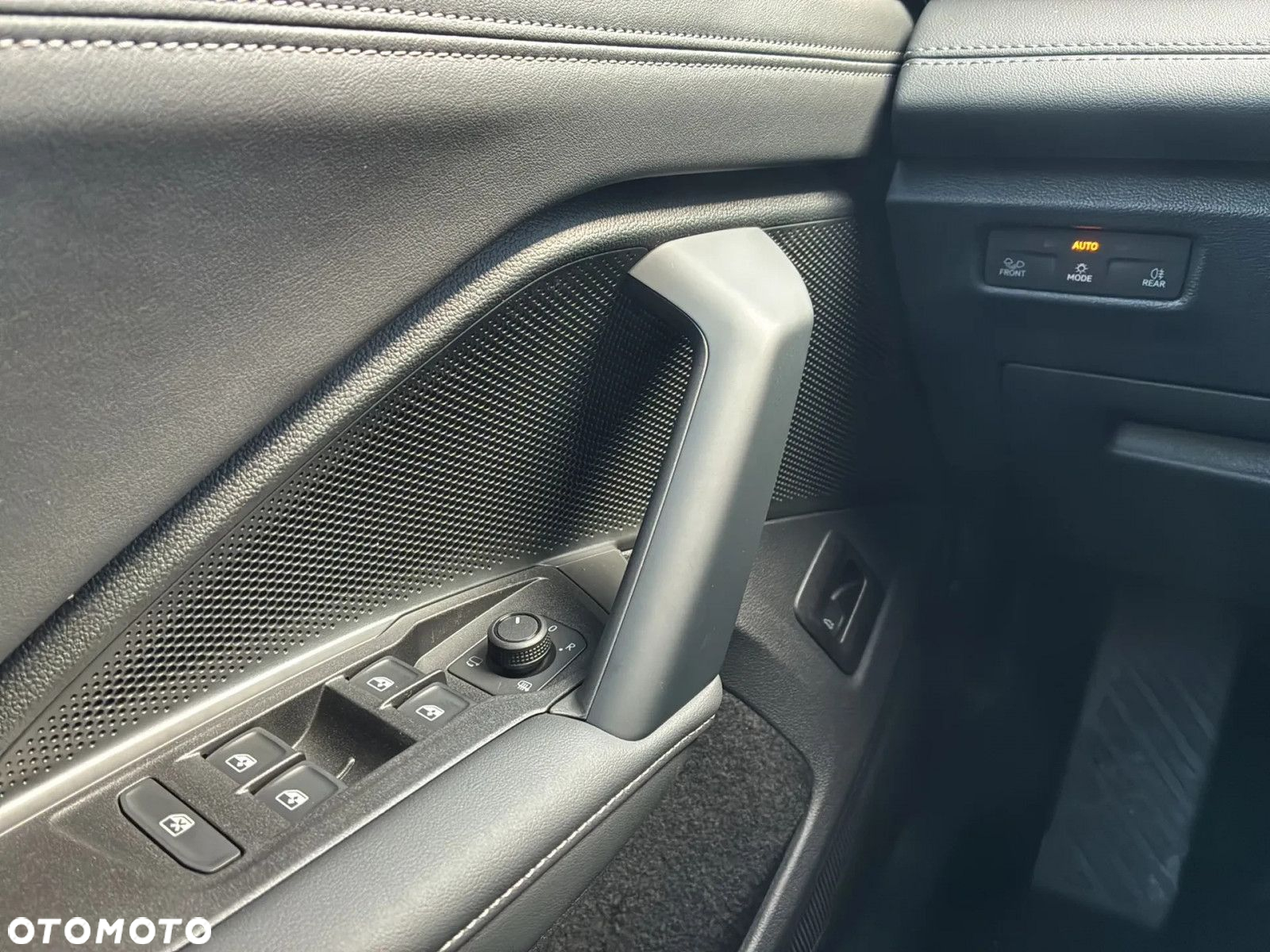 Volkswagen Tiguan - 18