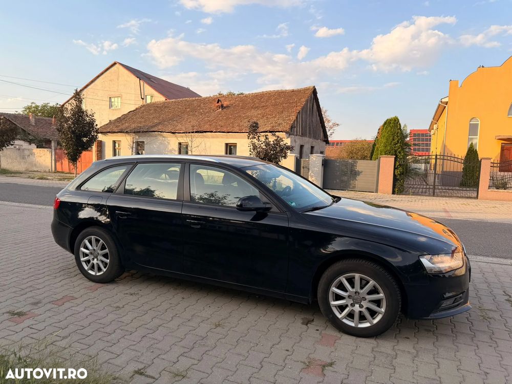 Audi A4 Avant 2.0 TDI Multitronic - 9