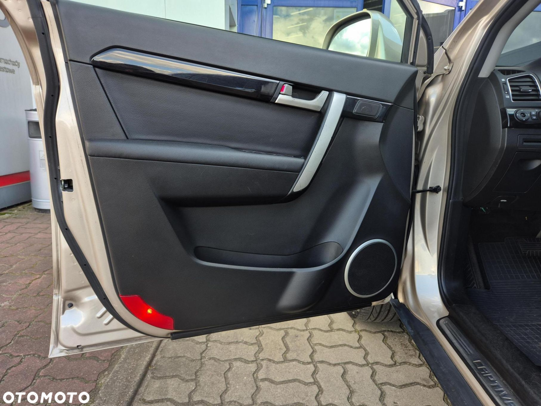 Chevrolet Captiva 2.4 LT+ - 10