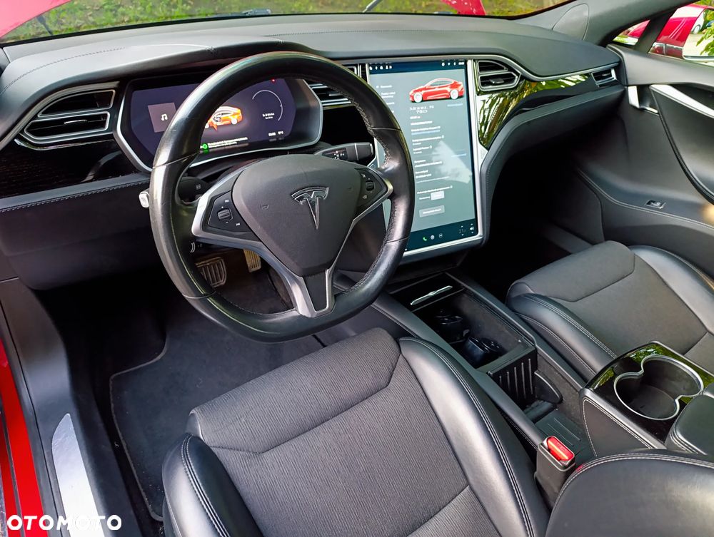 Tesla Model S Long Range Plus - 4