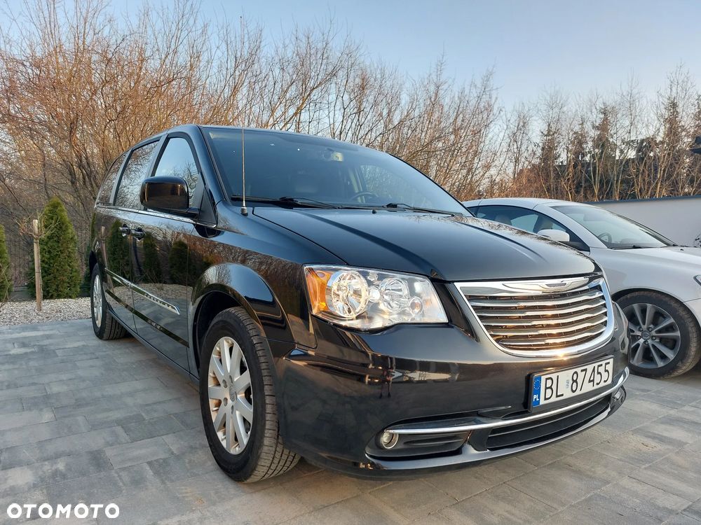 Chrysler Town & Country 3.6 Limited - 28