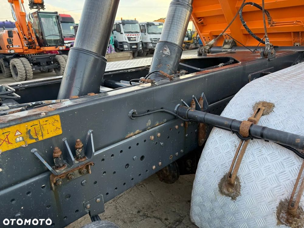 Mercedes-Benz Actros 3244 8x4 Bordmatik z Niemiec - 9