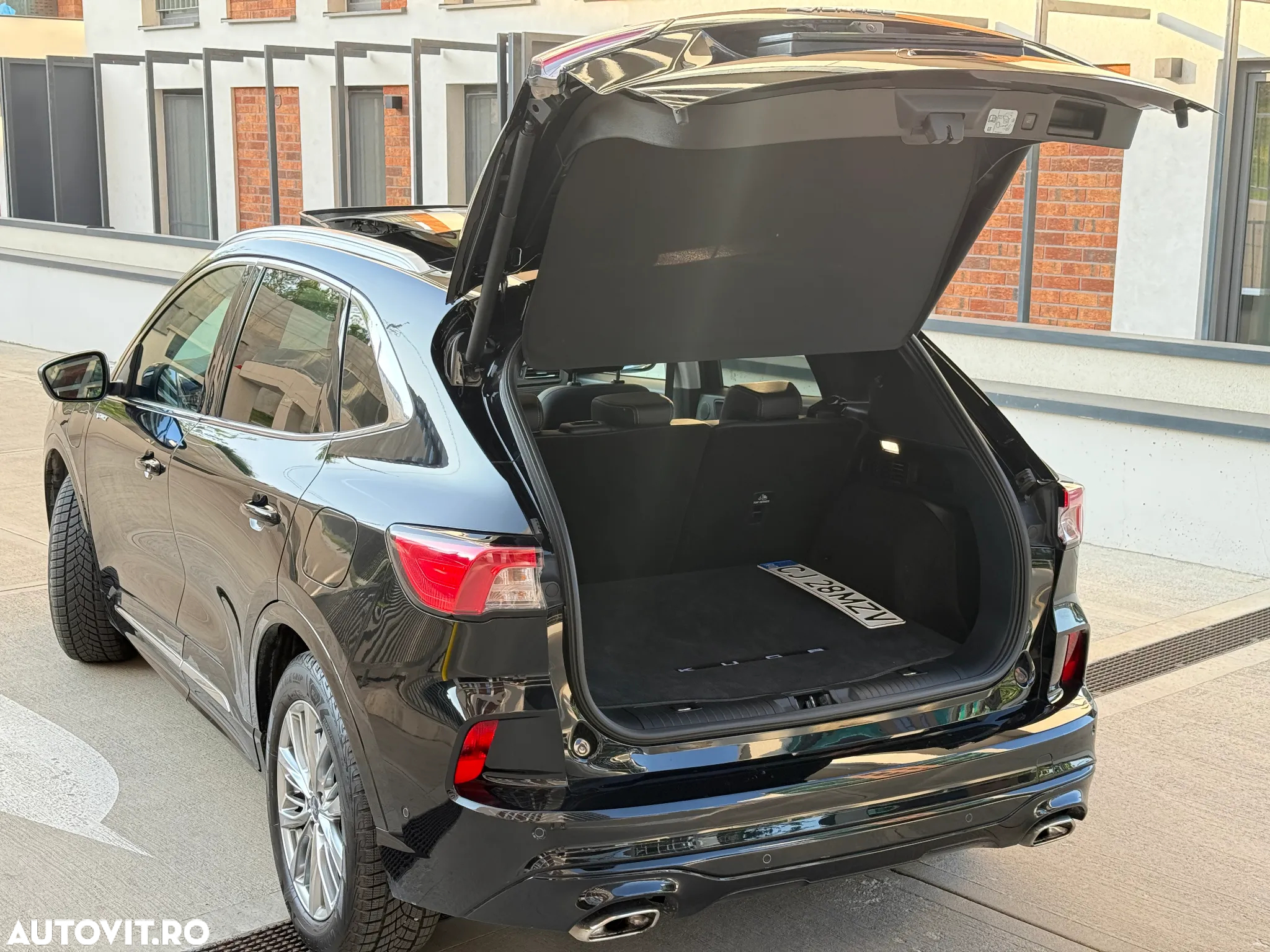 Ford Kuga 2.5 Duratec PHEV Vignale - 17