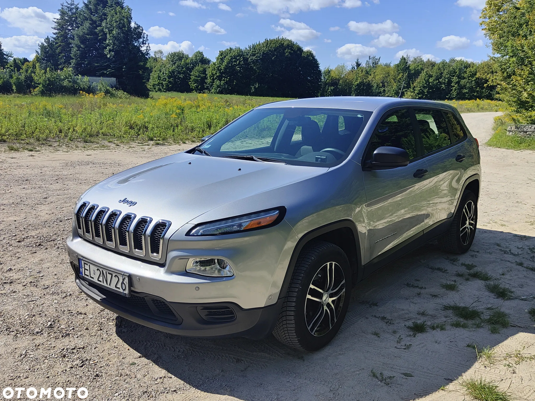 Jeep Cherokee - 5