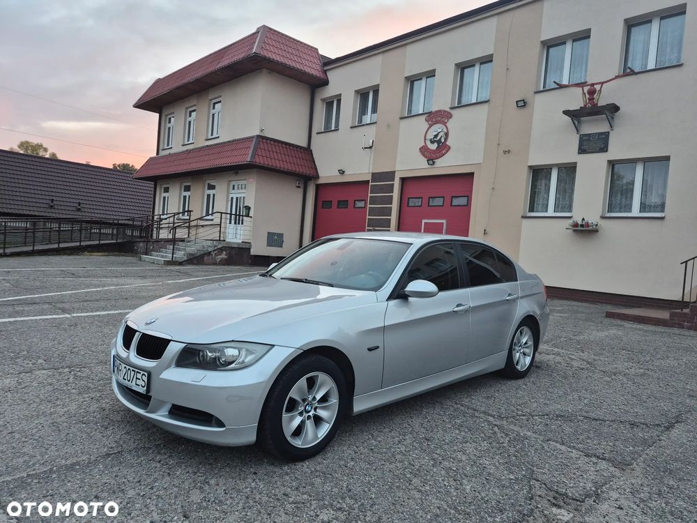 BMW E90