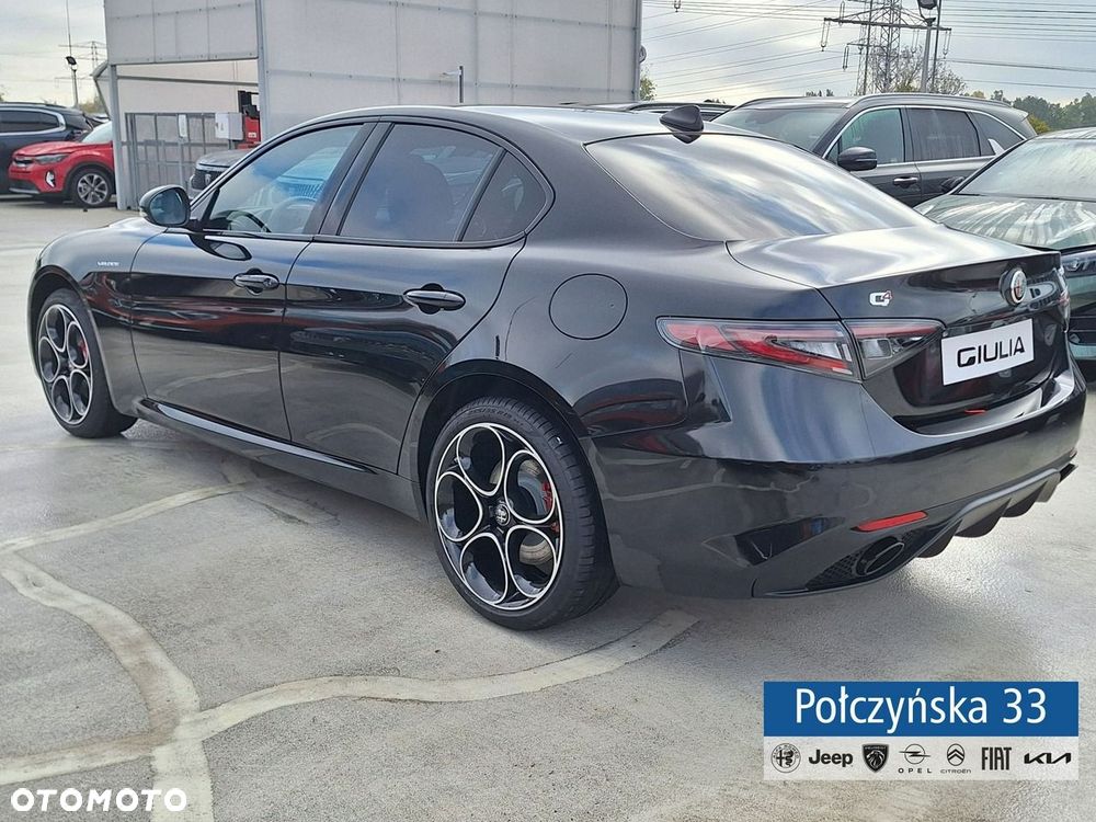 Alfa Romeo Giulia - 7