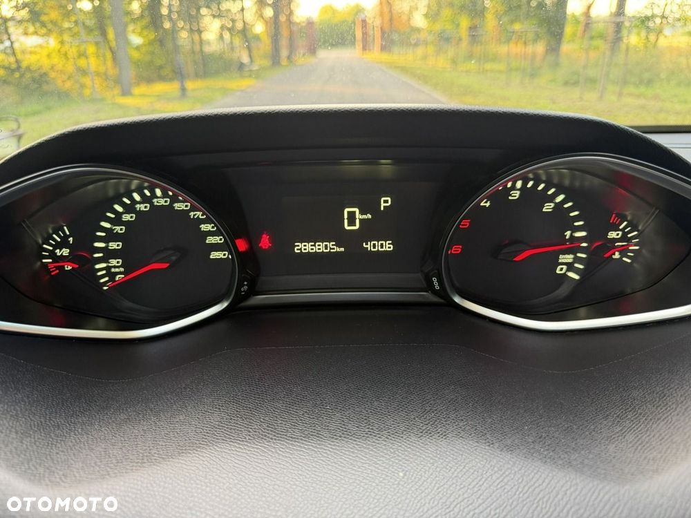 Peugeot 308 - 36