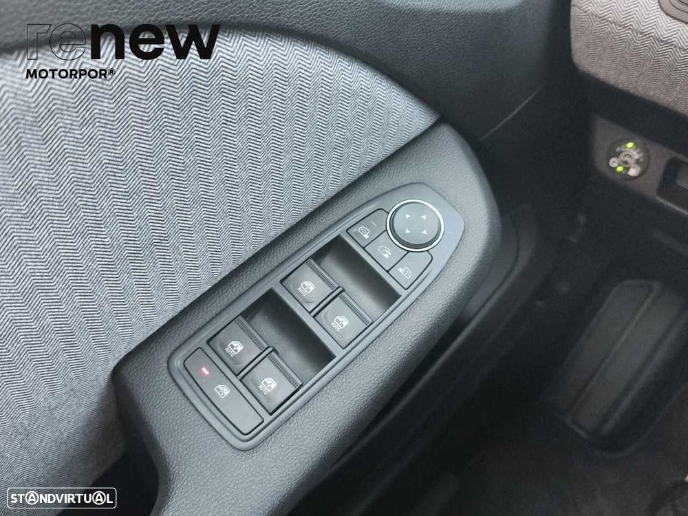 Renault Clio 1.0 TCe Techno Bi-Fuel - 23