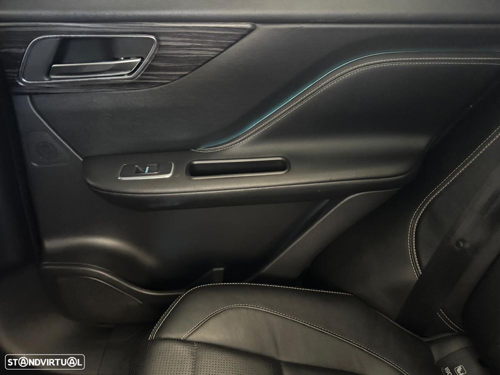 Jaguar F-Pace 20d Aut. Pure - 17