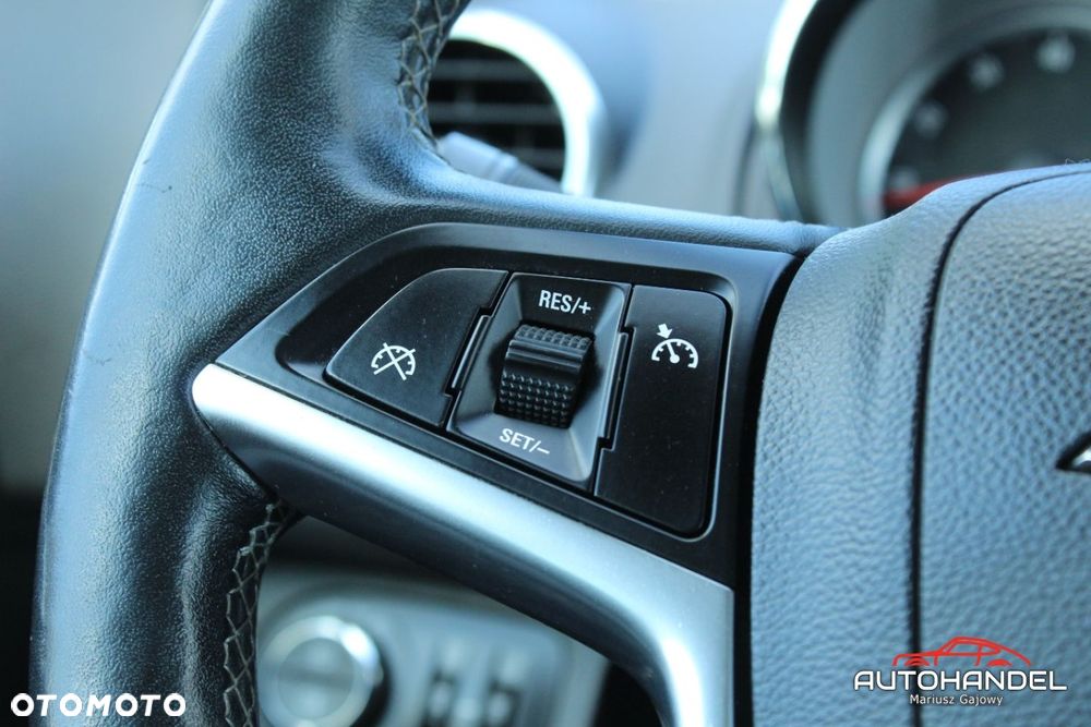Opel Meriva - 11