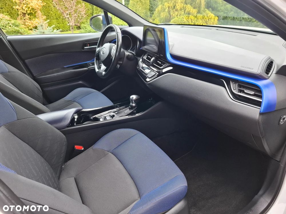 Toyota C-HR Style Selection - 12