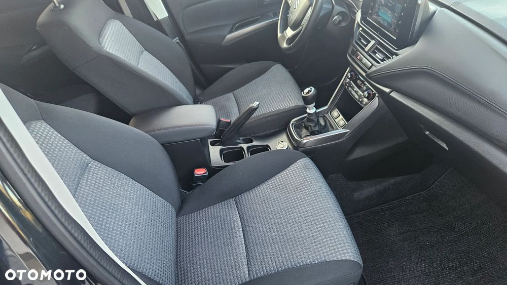 Suzuki S-Cross - 24
