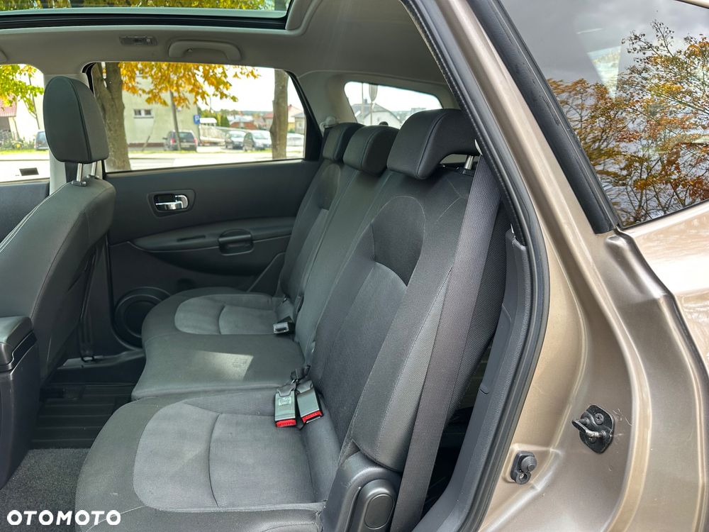 Nissan Qashqai+2 2.0 Tekna Premium - 8