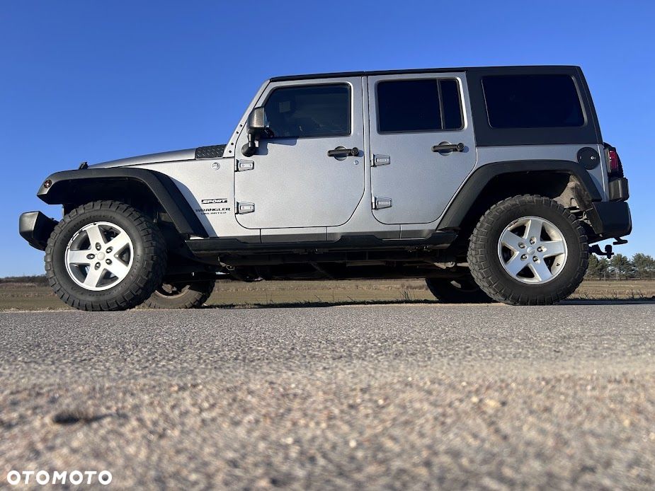 Jeep Wrangler - 7