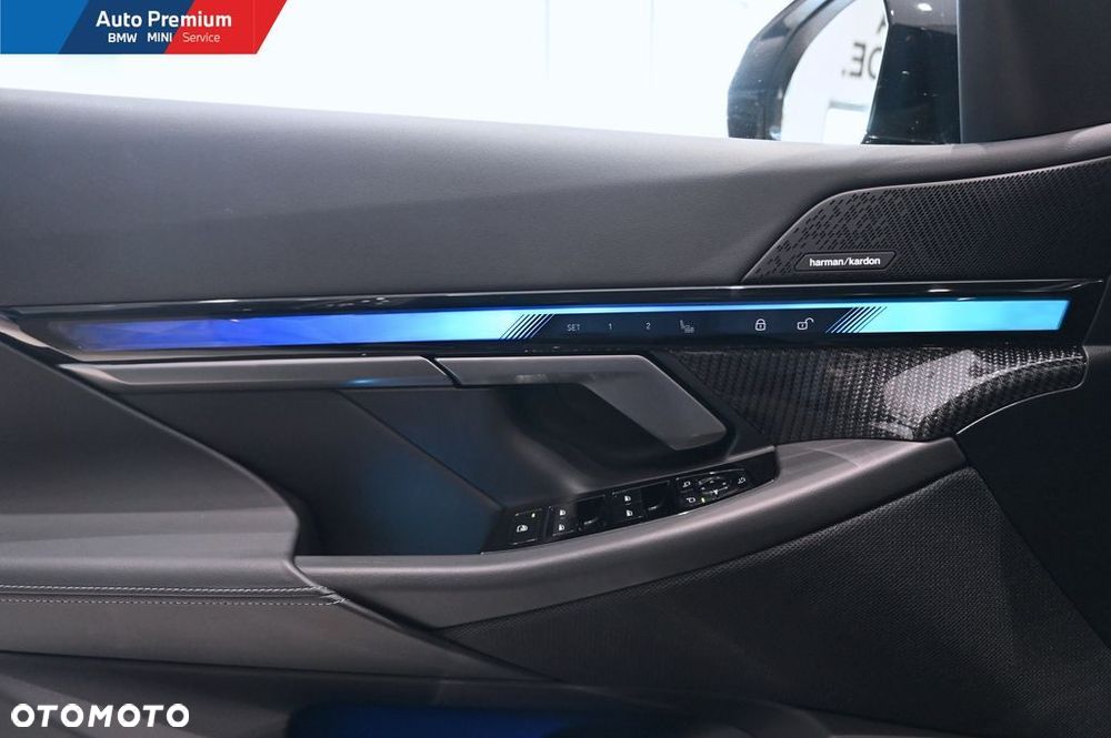 BMW Seria 5 520d xDrive mHEV - 13