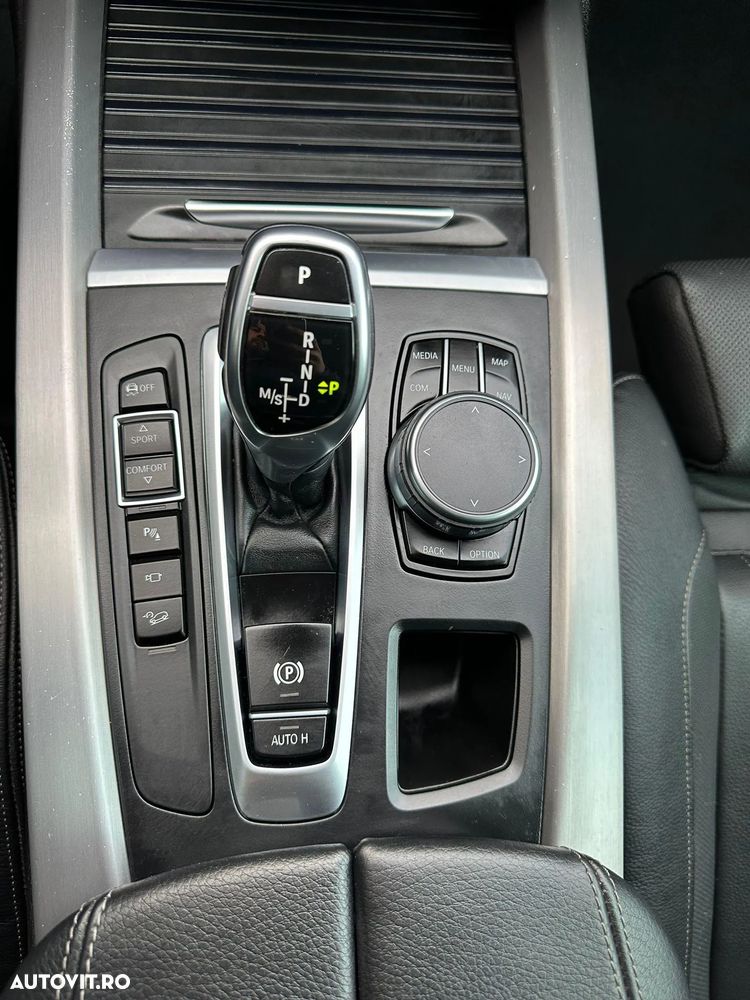 BMW X5 xDrive40d - 12