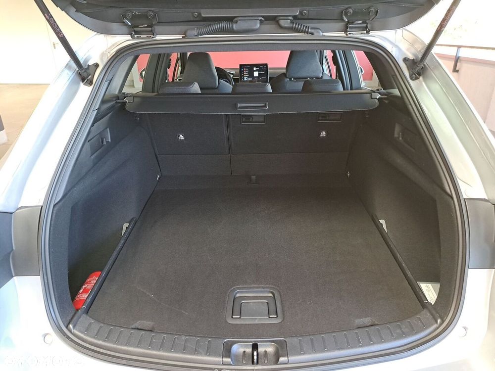 Toyota Corolla 1.8 Hybrid Comfort - 14