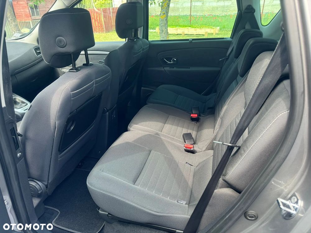 Renault Scenic - 15