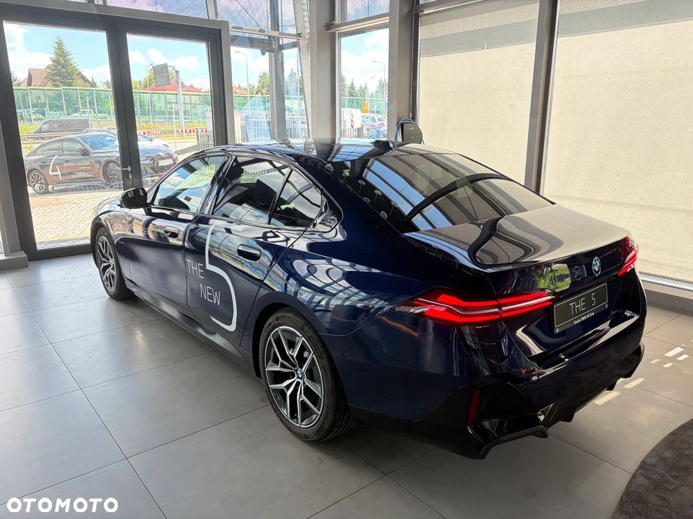 BMW Seria 5 530e PHEV M Sport - 7