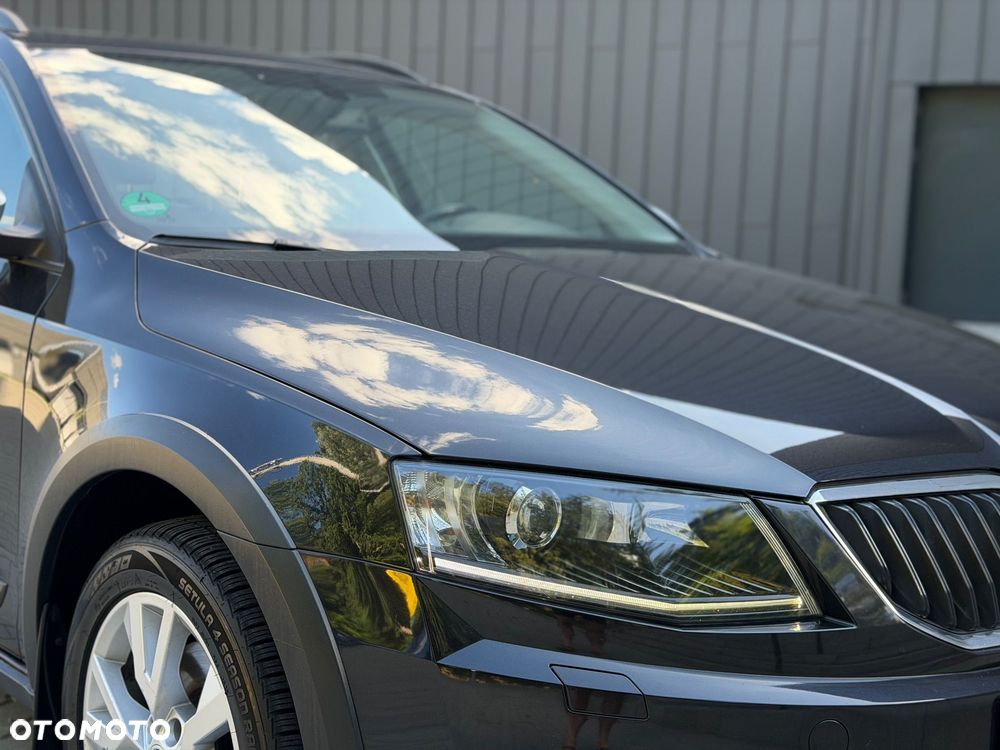 Skoda Octavia 2.0 TDI 4x4 DSG Scout - 16