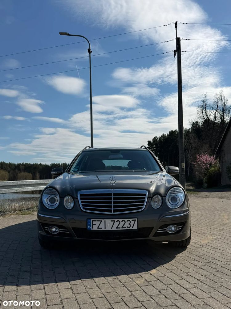 Mercedes-Benz Klasa E - 9