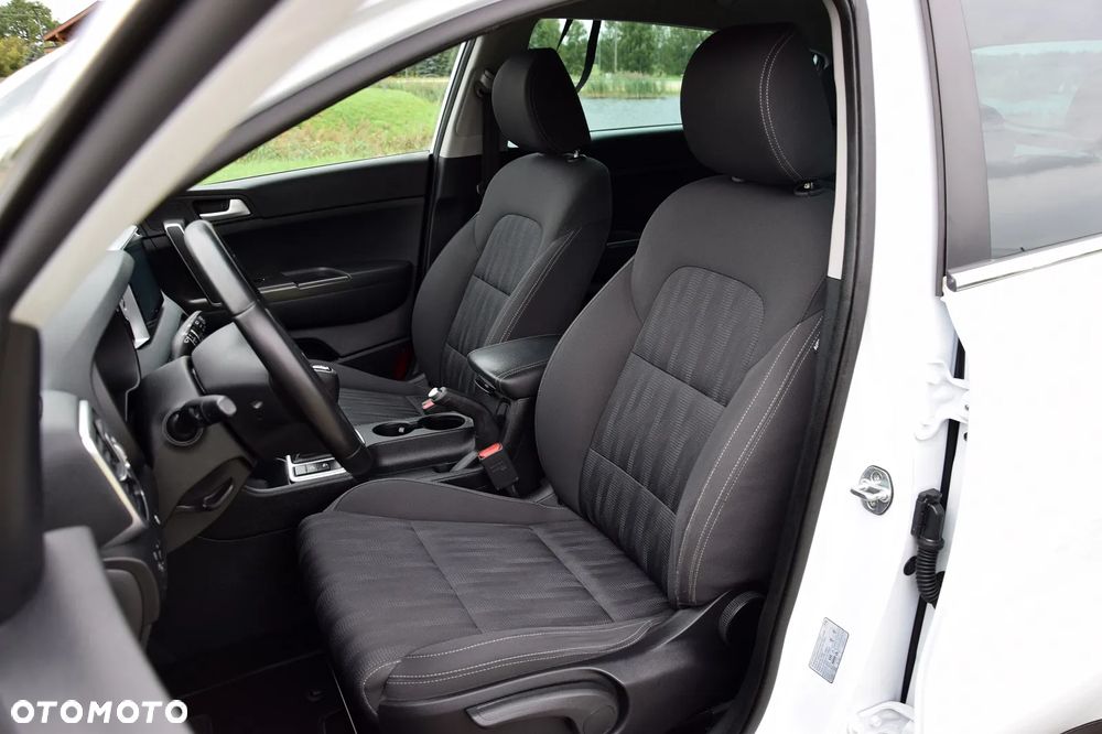 Kia Sportage - 16
