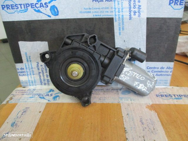 Motor Elevador Vidro D251400 FIAT STILO 2002 FD - 3