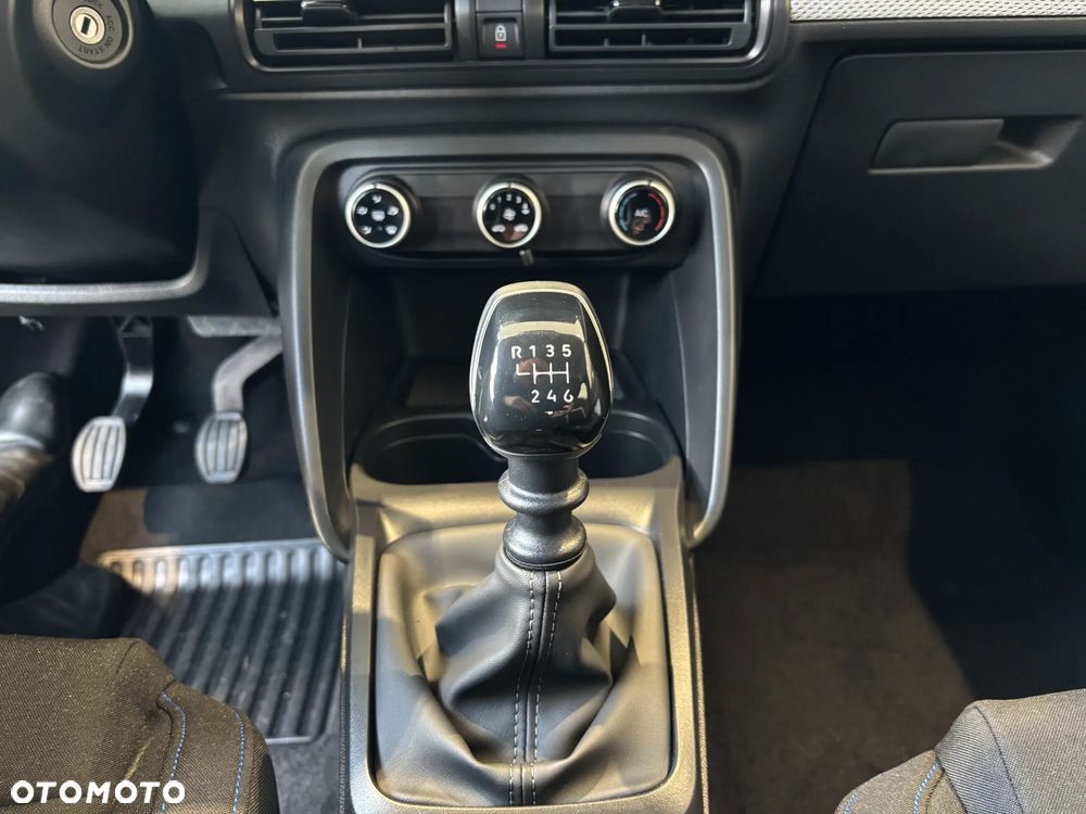 Citroën C3 1.2 T Plus - 13