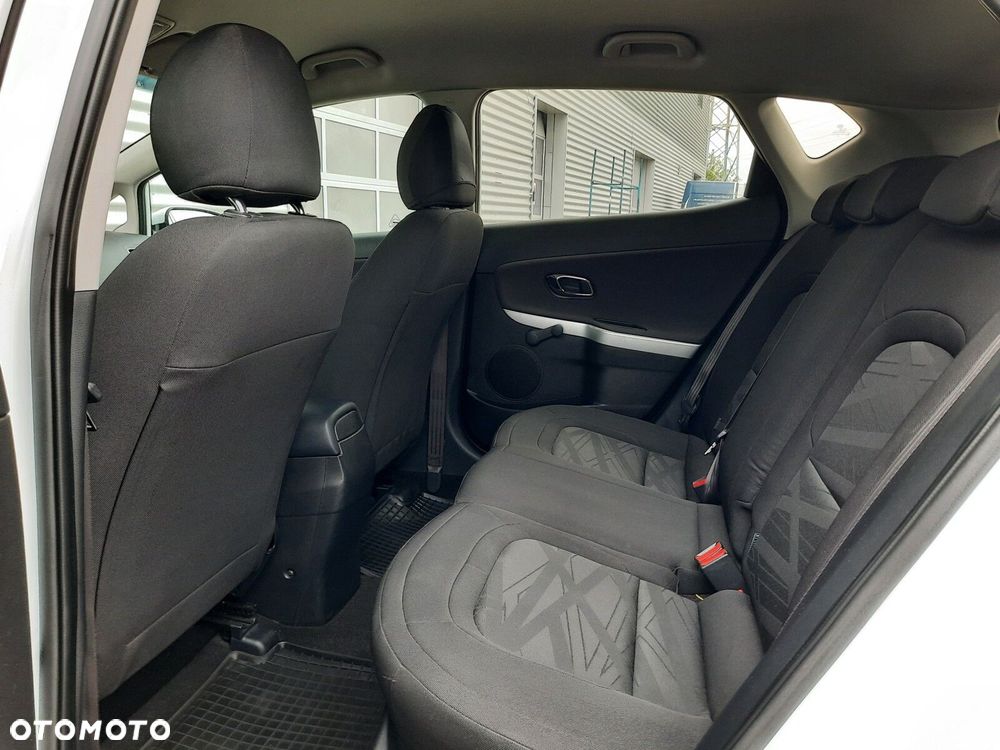 Kia Ceed Cee'd 1.6 GDI M - 9