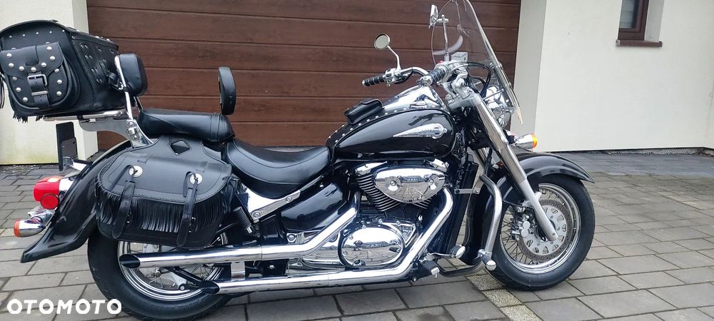 Suzuki VL 800 Volusia - 1