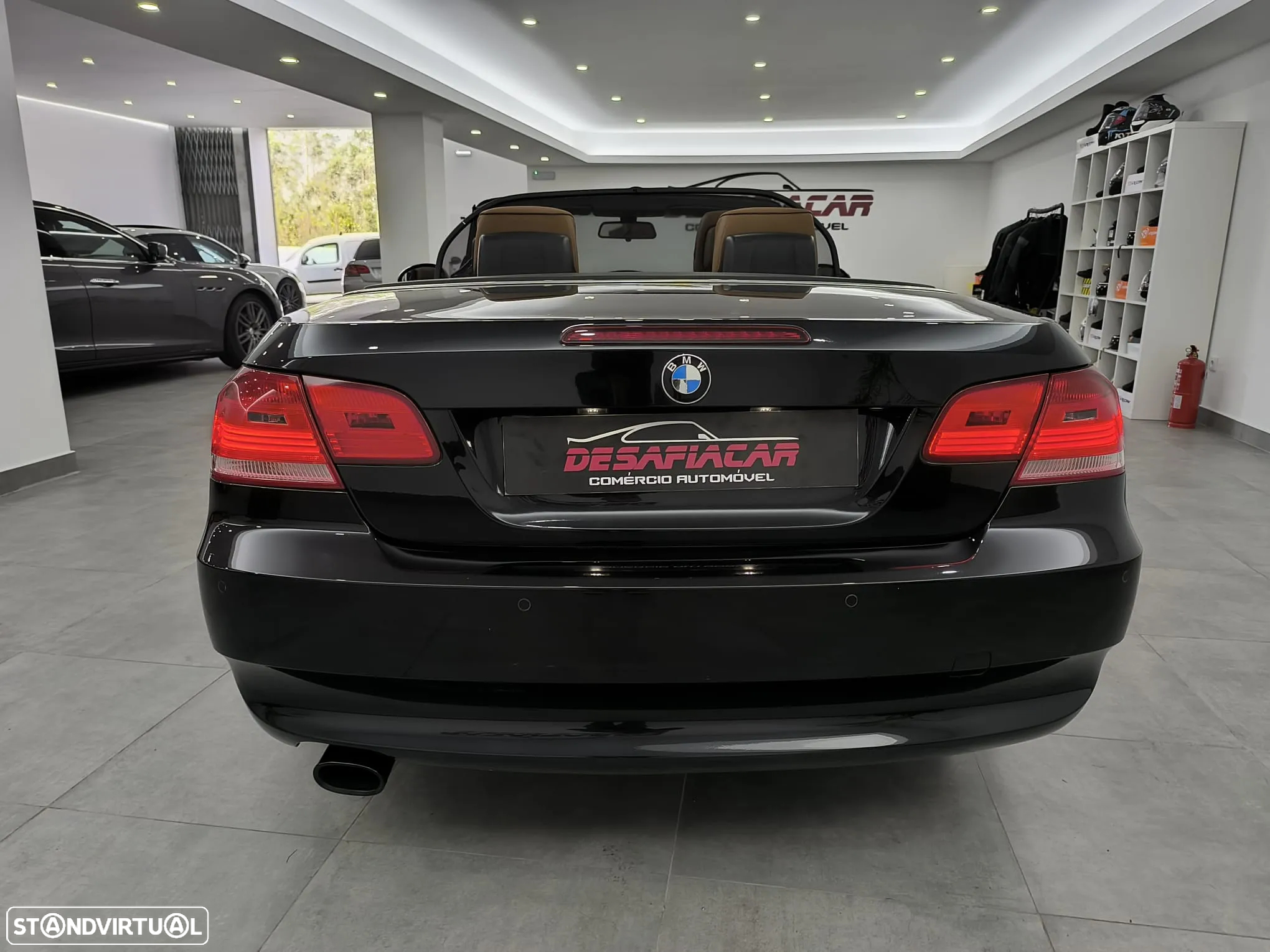 BMW 320 i Cabrio - 9