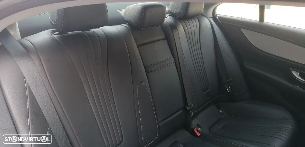 Mercedes-Benz CLS 400 d 4Matic 9G-TRONIC AMG Line - 37