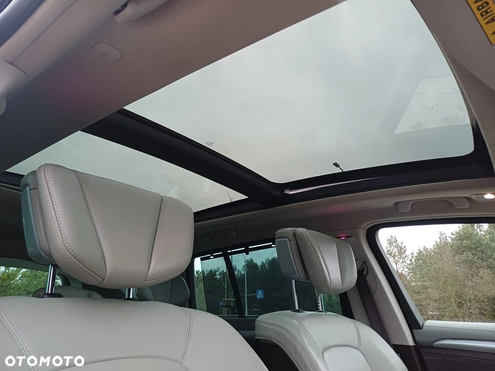 Renault Espace 1.6 dCi Energy Initiale Paris EDC 7os - 26